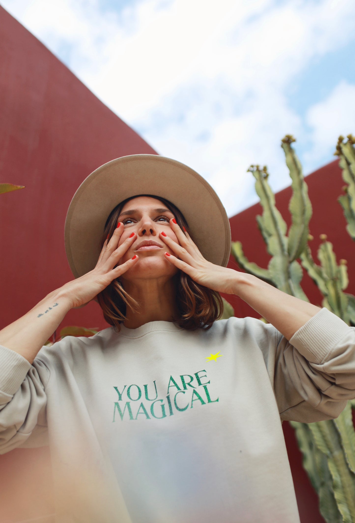 SWEATER YOU ARE MAGICAL