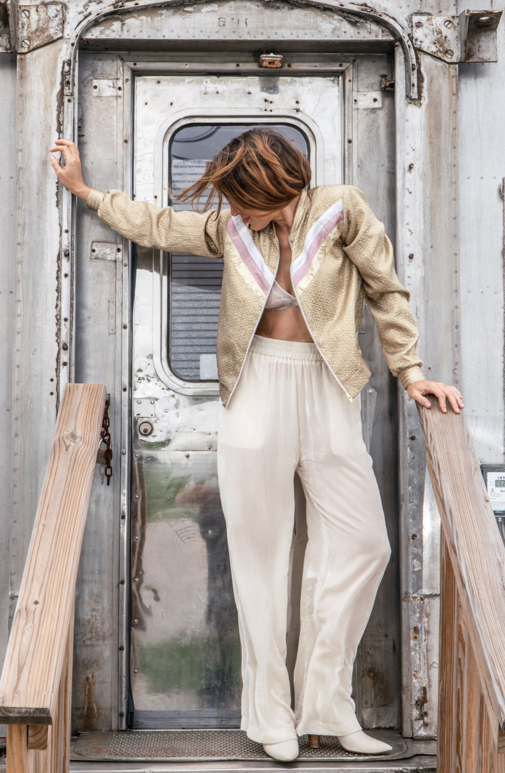DIVINE GOLD JACKET